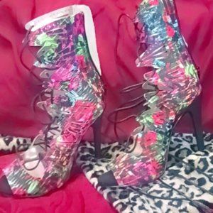 Graffiti lace up heeled booty w/ platform!! BRAND NEW!!